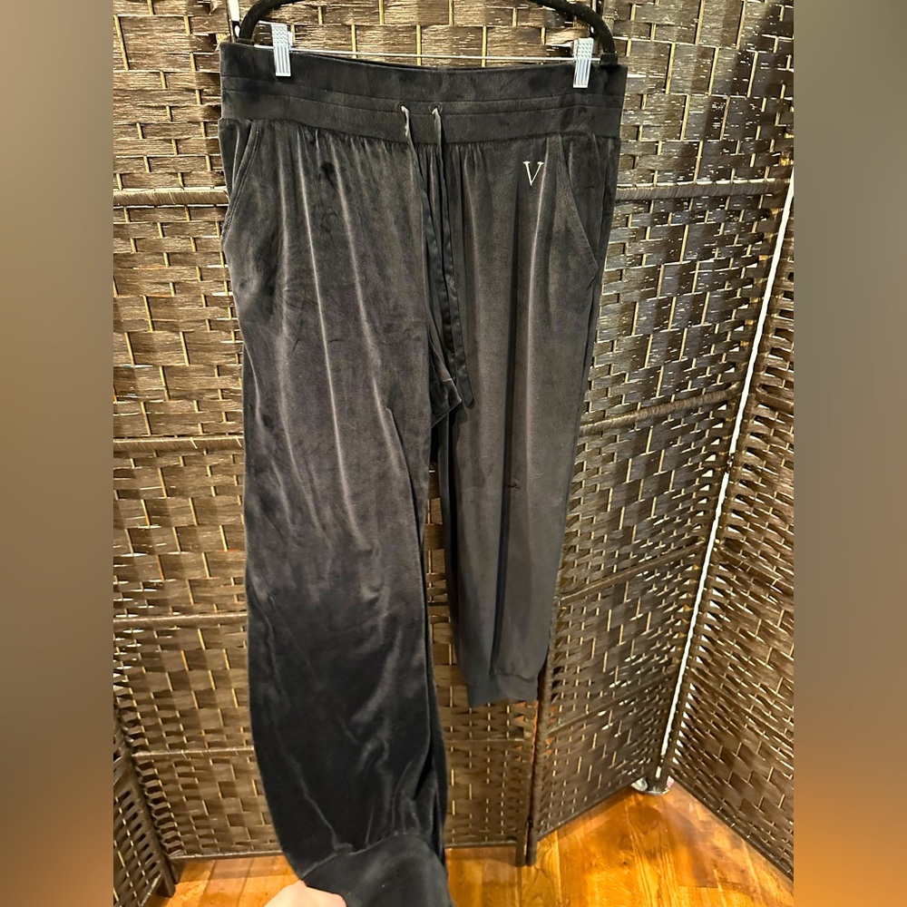 NWOT SZ XL VS Velvet pants